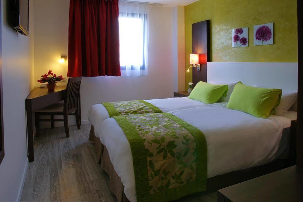 Hotel Paris Pacific Paris-Villejuif- Pres Du Metro L'Hay Les Roses Ligne 14 - Direct Paris-Aeroport Orly Et Institut Gustave Roussi Kamer foto